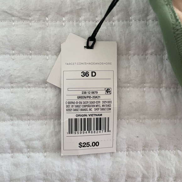 NWT Shade and Shore for Target Green Keyhole Cross-back Bikini Top - size 36D - Picture 5 of 6